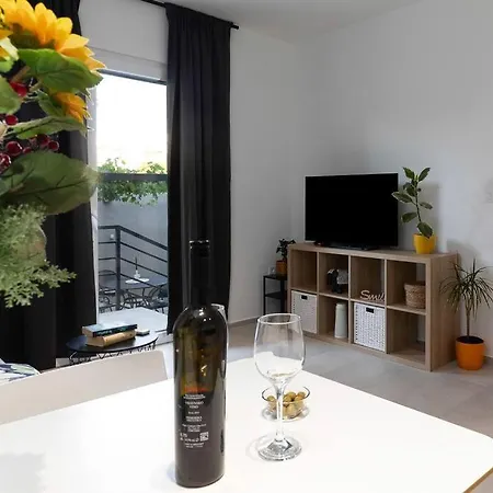 Bina Apartment